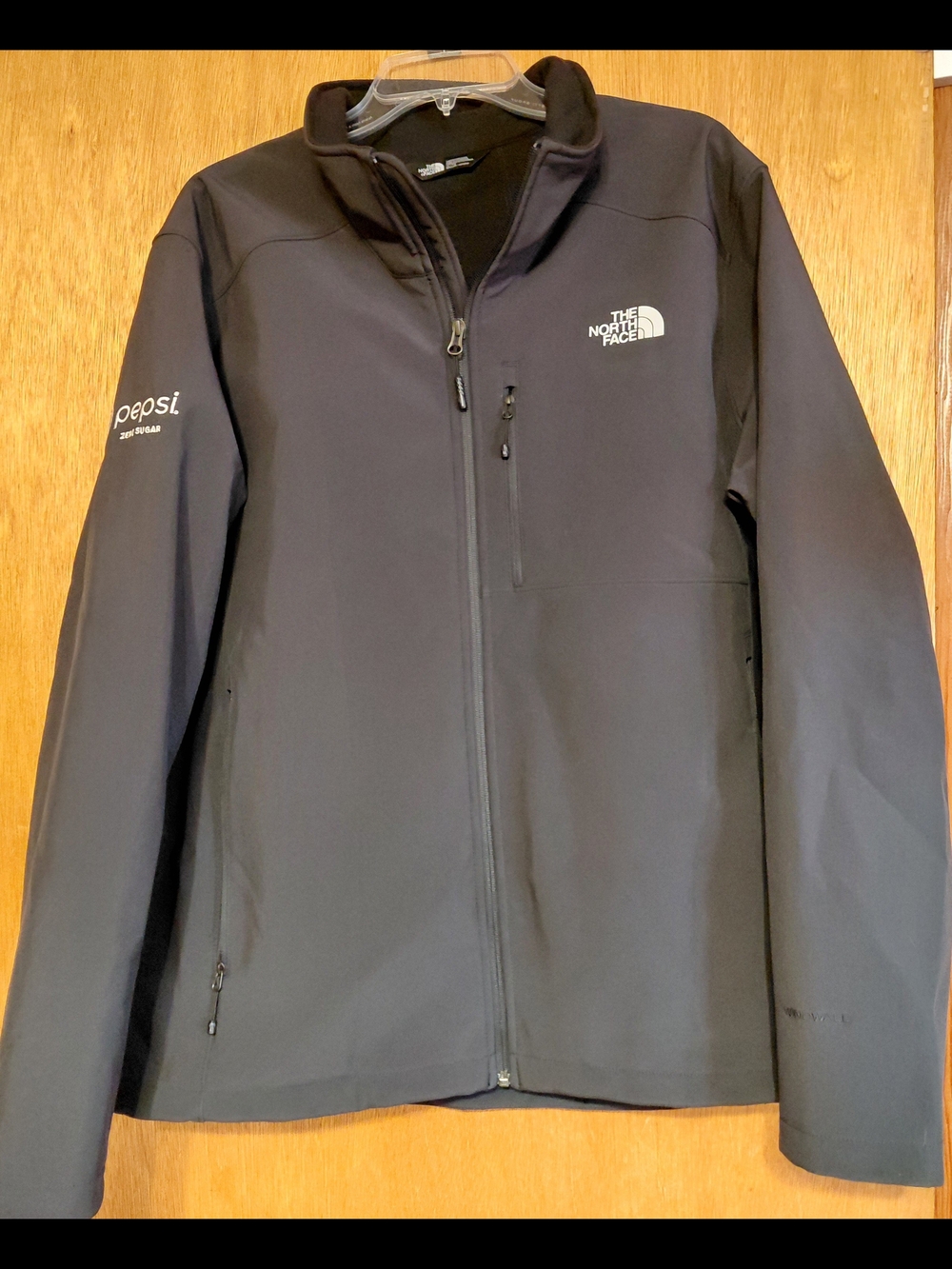 The North Face Apex Barrier Soft Shell Windwall Jacket Men’s XL Company Logo